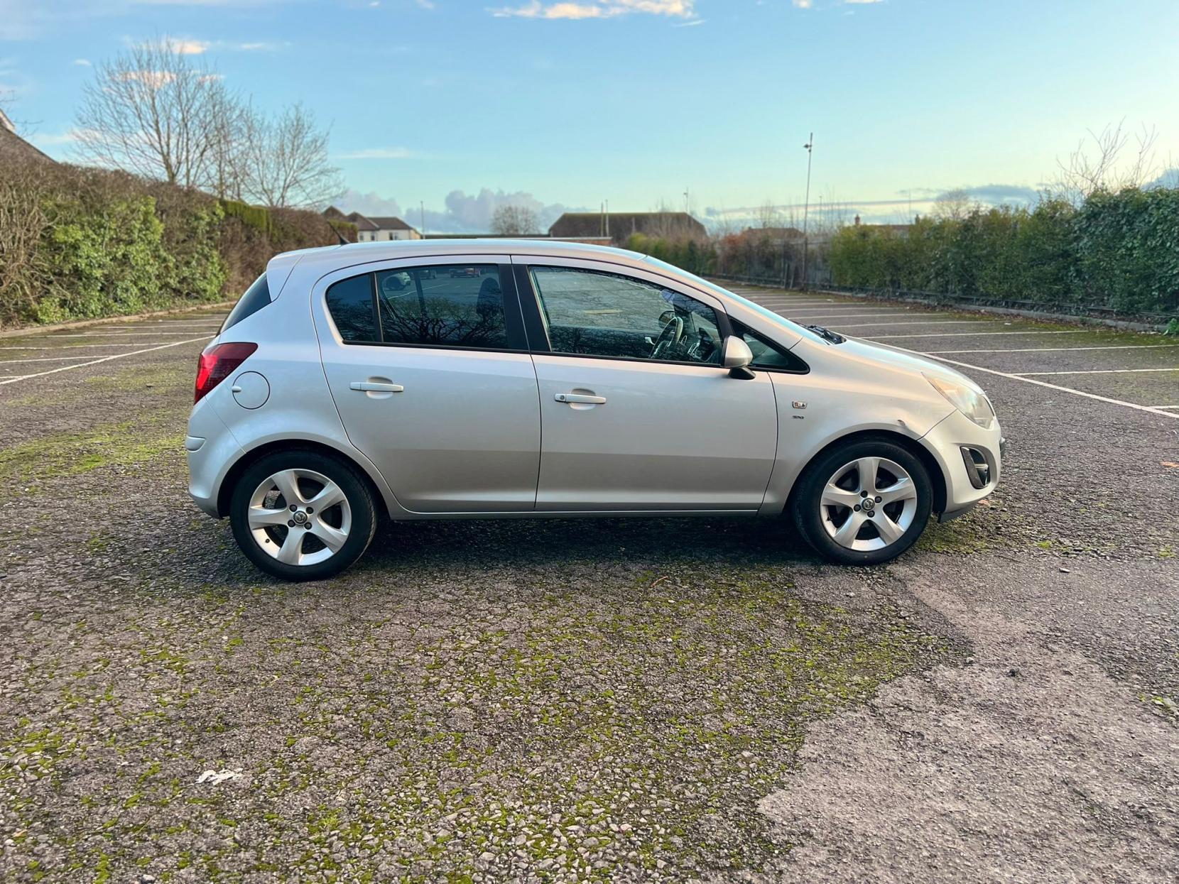 Vauxhall Corsa 1.4 16V SXi Hatchback 5dr Petrol Manual Wide Ratio Euro 5 (A/C) (100 ps)