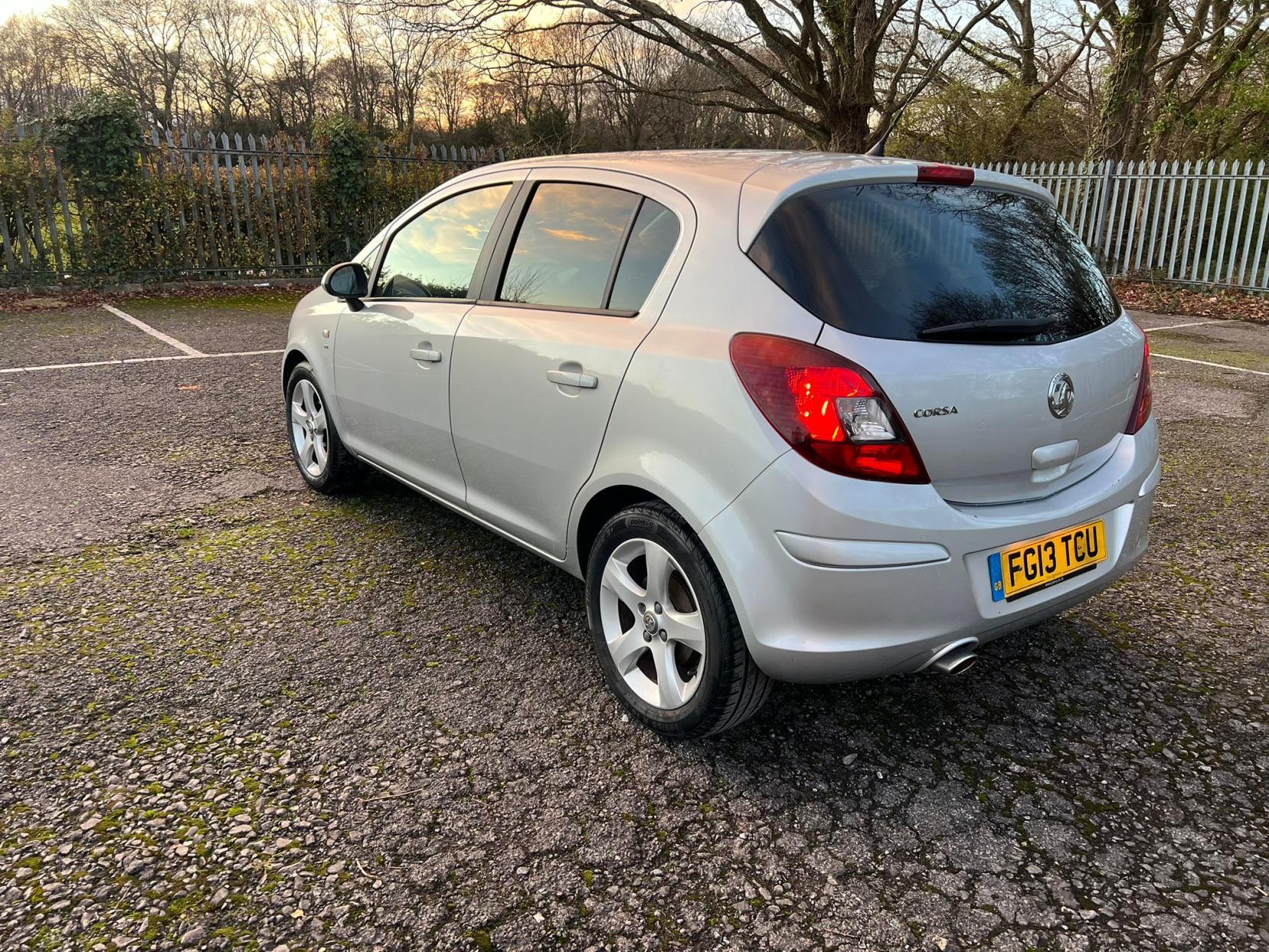 Vauxhall Corsa 1.4 16V SXi Hatchback 5dr Petrol Manual Wide Ratio Euro 5 (A/C) (100 ps)