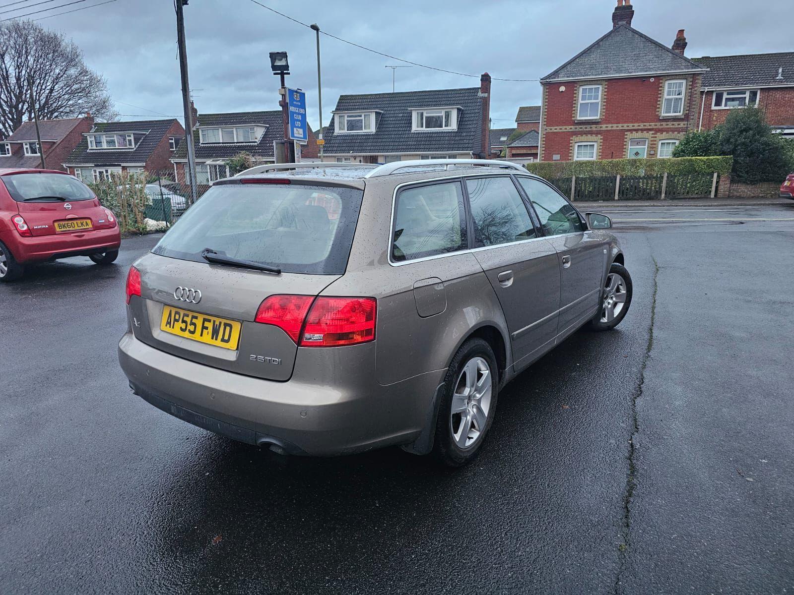 Audi A4 Avant 2.5 TDI SE Estate 5dr Diesel CVT (192 g/km, 160 bhp)